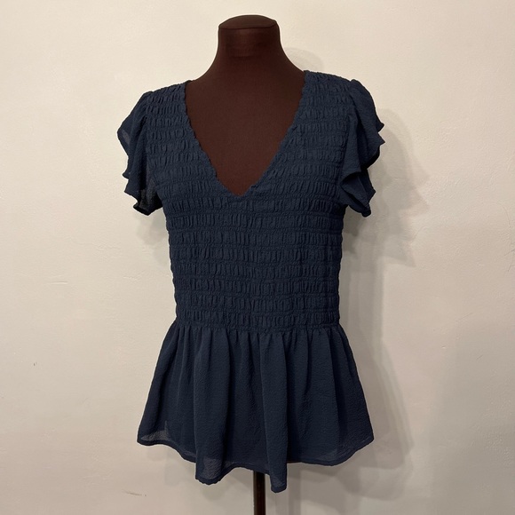 Madewell Flutter Sleeve Smocked Top EUC Size S Navy Blue - Picture 2 of 9